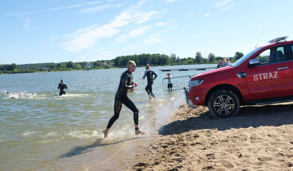 III Mistrzostwa Polski Strażaków w Triathlonie w Kraśniku 1 Triathlon kraśnik 2022 - etap pływacki