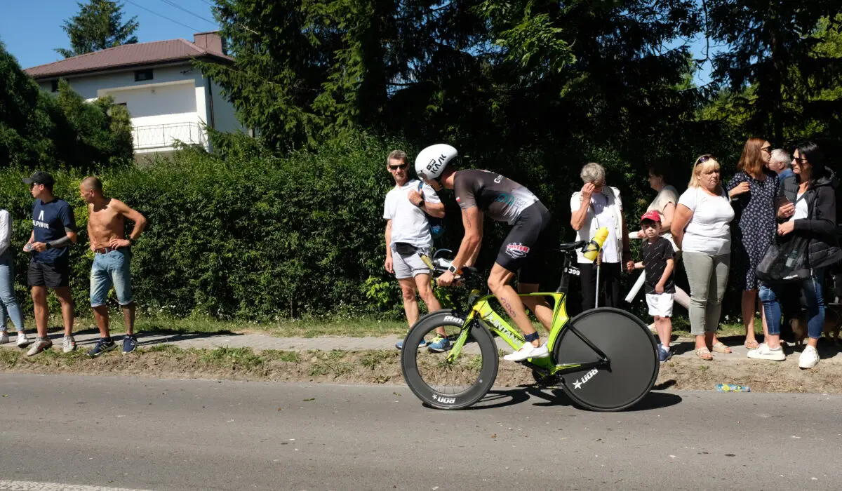 III Mistrzostwa Polski Strażaków w Triathlonie w Kraśniku 2 Triathlon Kraśnik 2022 - Mistrzostwa Polski Strażaków - etap kolarski Artur Tybicki